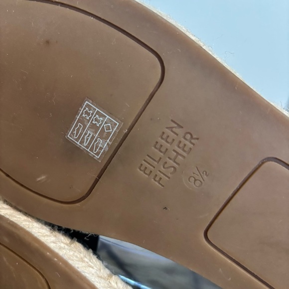 Eileen Fisher Black Suede Lace-Up Espadrille Closed Toe Flat Sandal - Picture 11 of 11